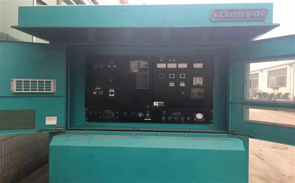 东营二手康明斯200kw大型柴油发电机组